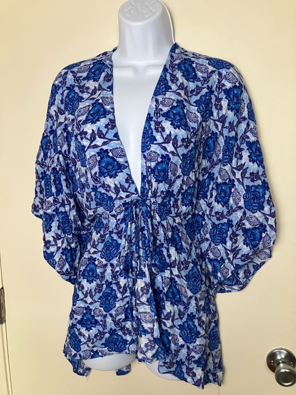 Ocean Pacific Blue‎ Floral Tie-Front Resortwear Kimono Cover-Up Top One Size